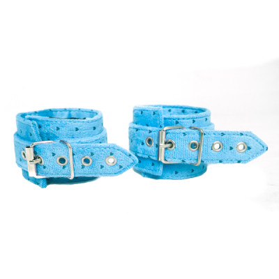 Мягкие голубые наручники с сердечками  (30130) – фото 1