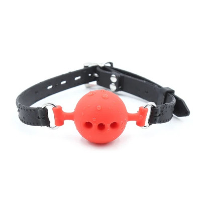 Кляп-шарик с тремя отверстиями Fetish Silicone gag, L, красно-черный, 5 см (205055) – фото 1