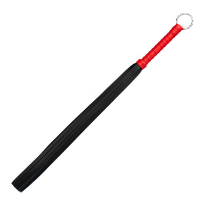 Флоггер (плетка) черного цвета с красной рукояткой (40122) – фото 1